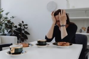 Fiquei tão preocupada com meu atendimento que esqueci de almoçar Autocuidado para psicólogas